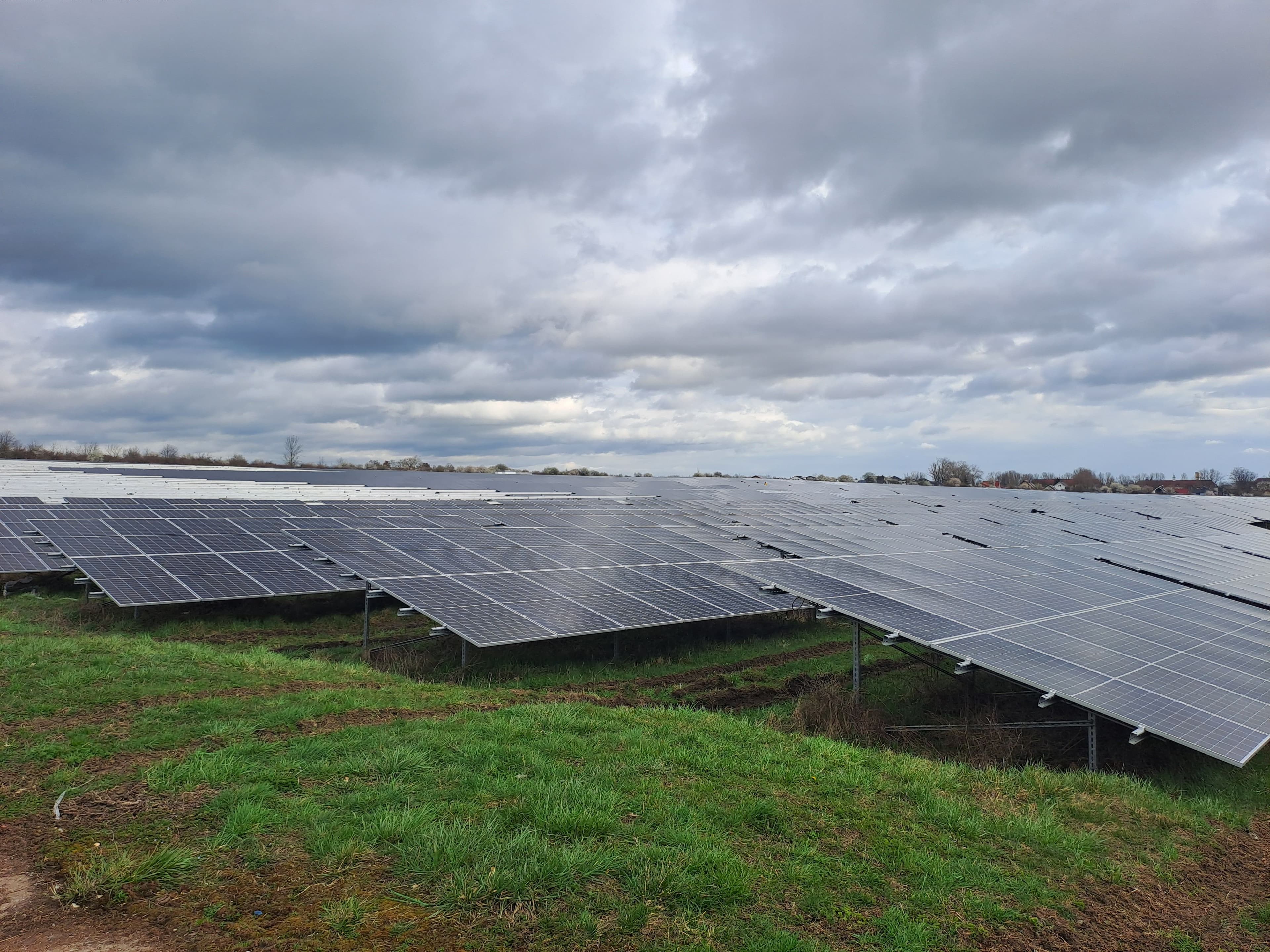 Freefield PV in detail