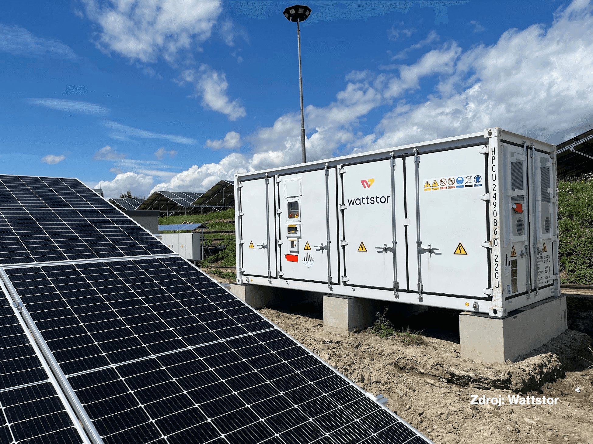 Greenbuddies build a ground-mounted PV plant with battery storage