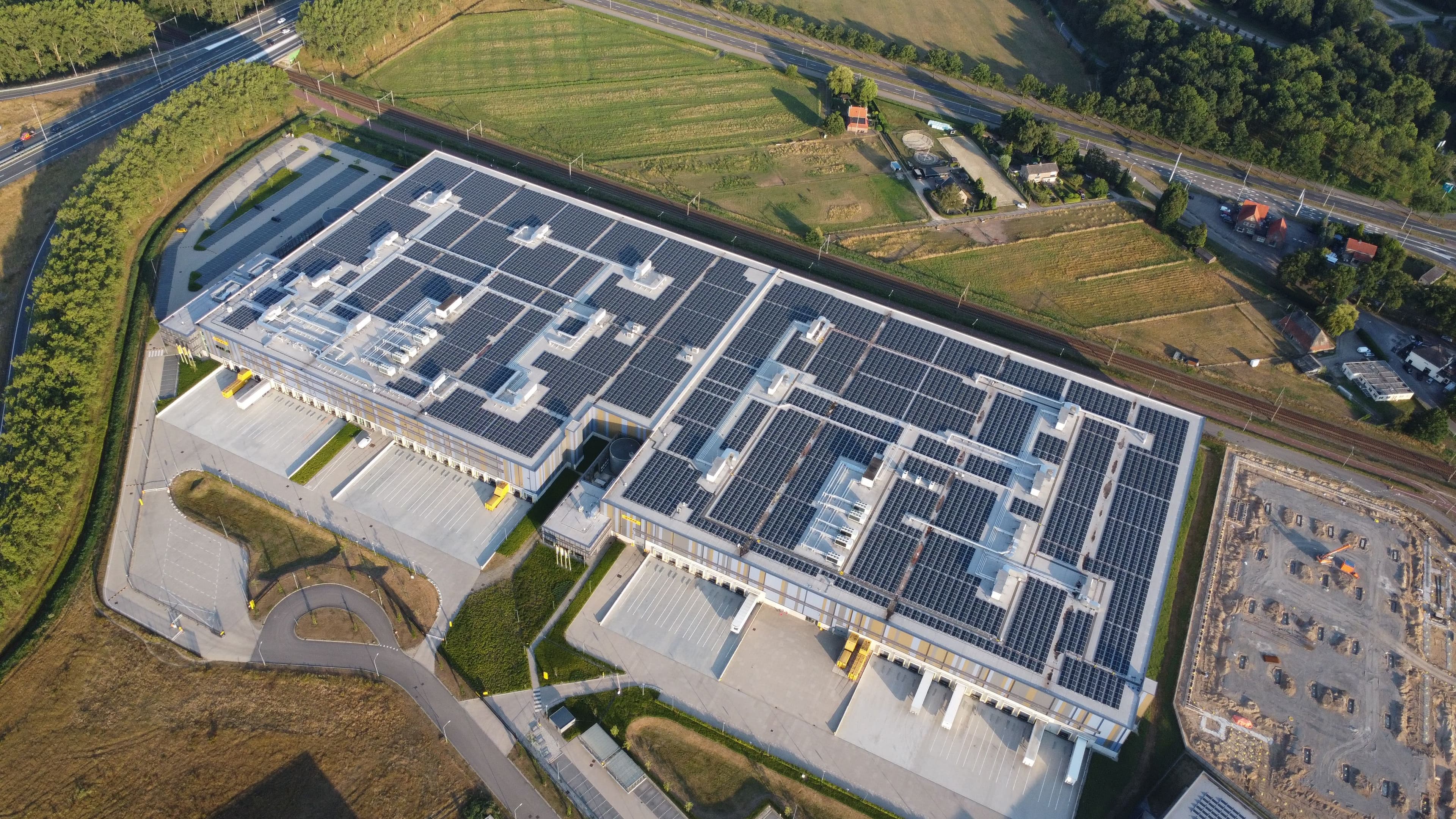 Rooftop project from the bird's perspective