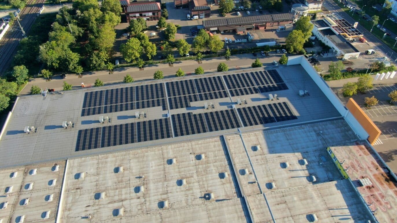 Greenbuddies realizovali střešní FVE v Německu