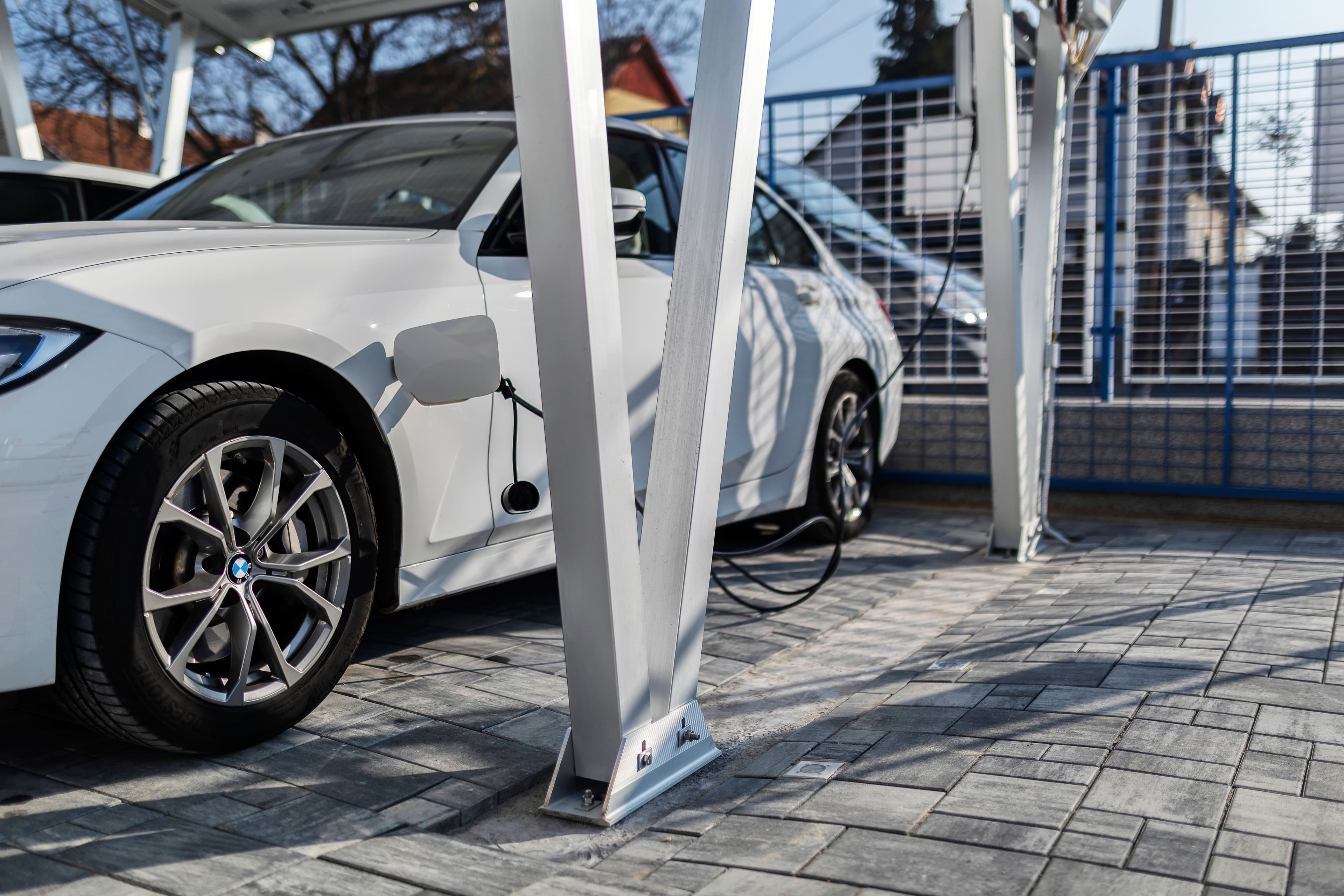 Charging an electric car