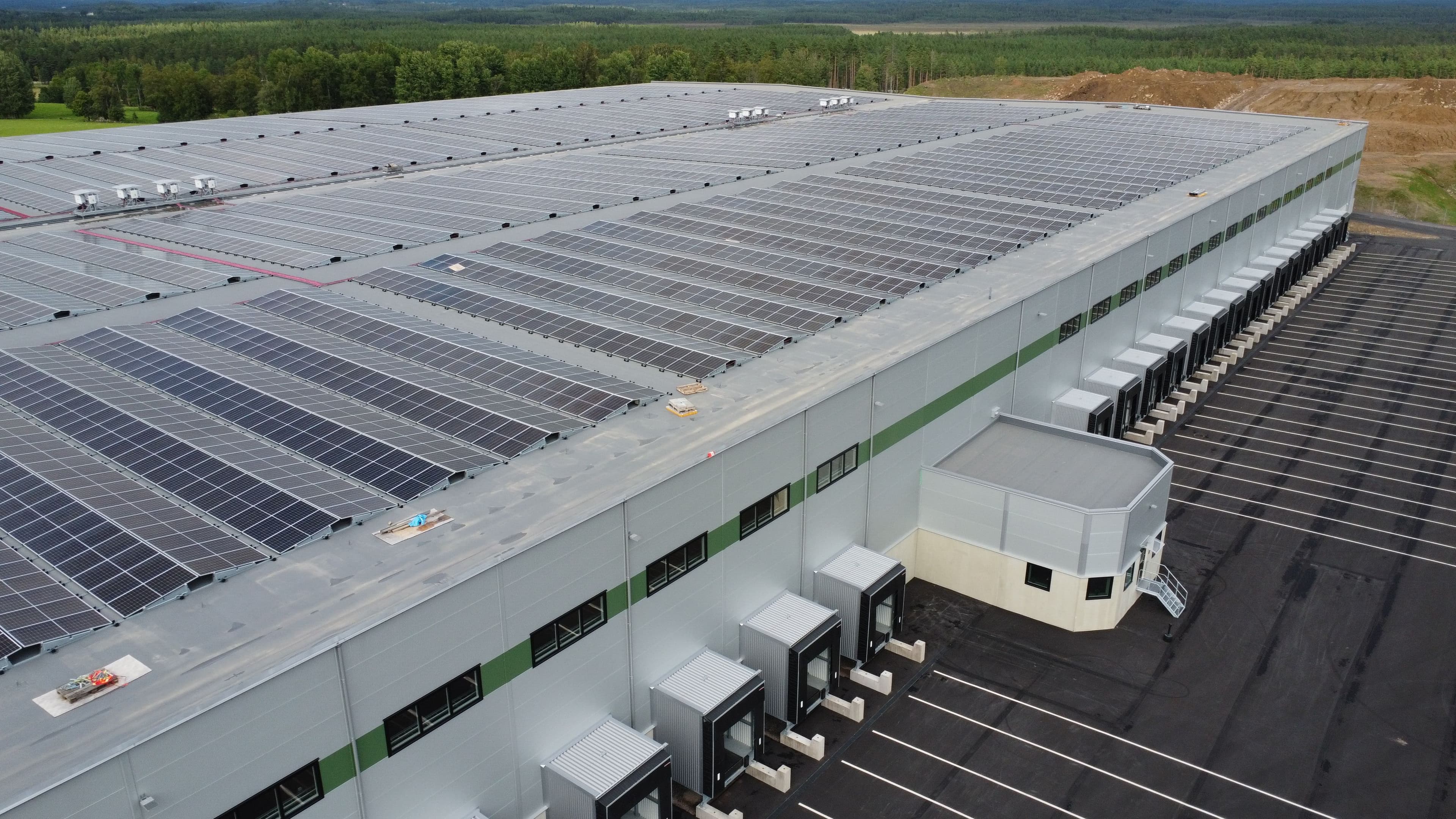 Střešní solární elektrárna realizovaná Greenbuddies