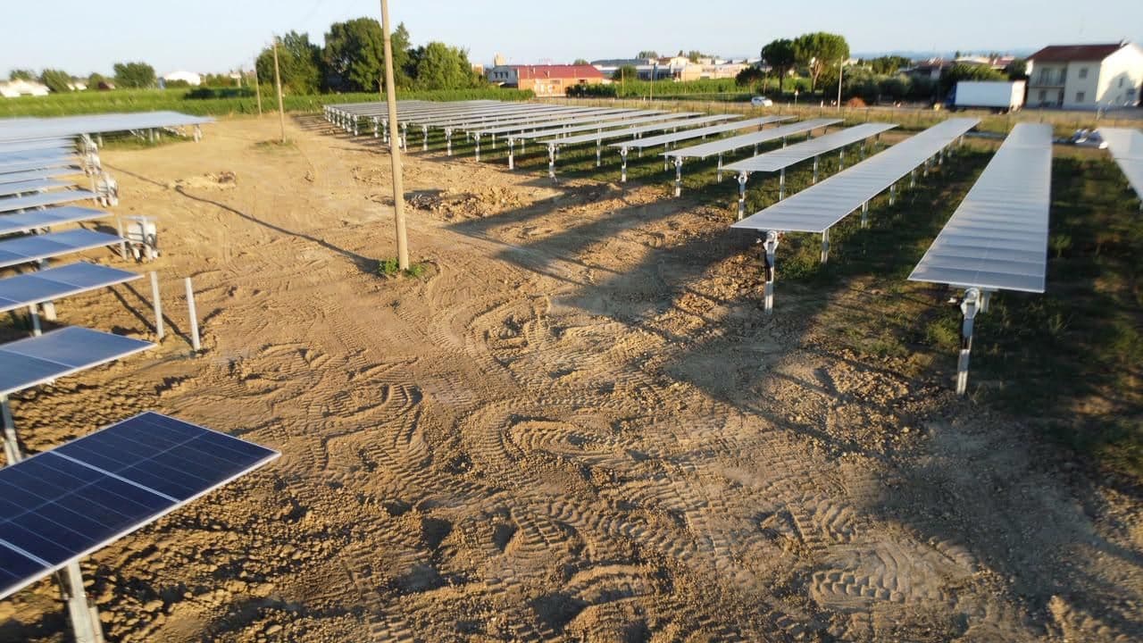 Fotovoltaické moduly Trina Solar na projektu FVE Mordano od Greenbuddies