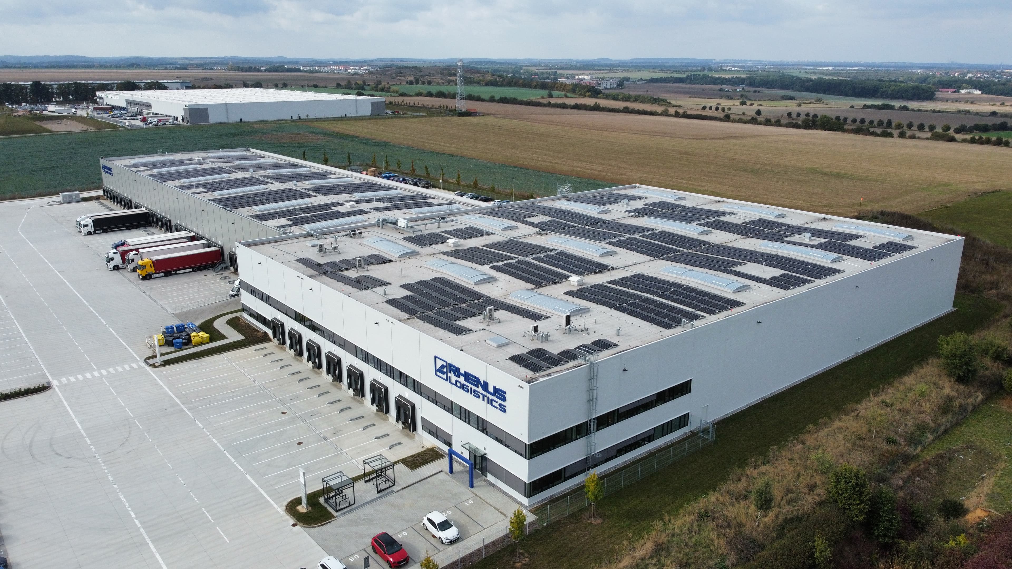 Střešní solární elektrárna realizovaná Greenbuddies v Chrášťanech