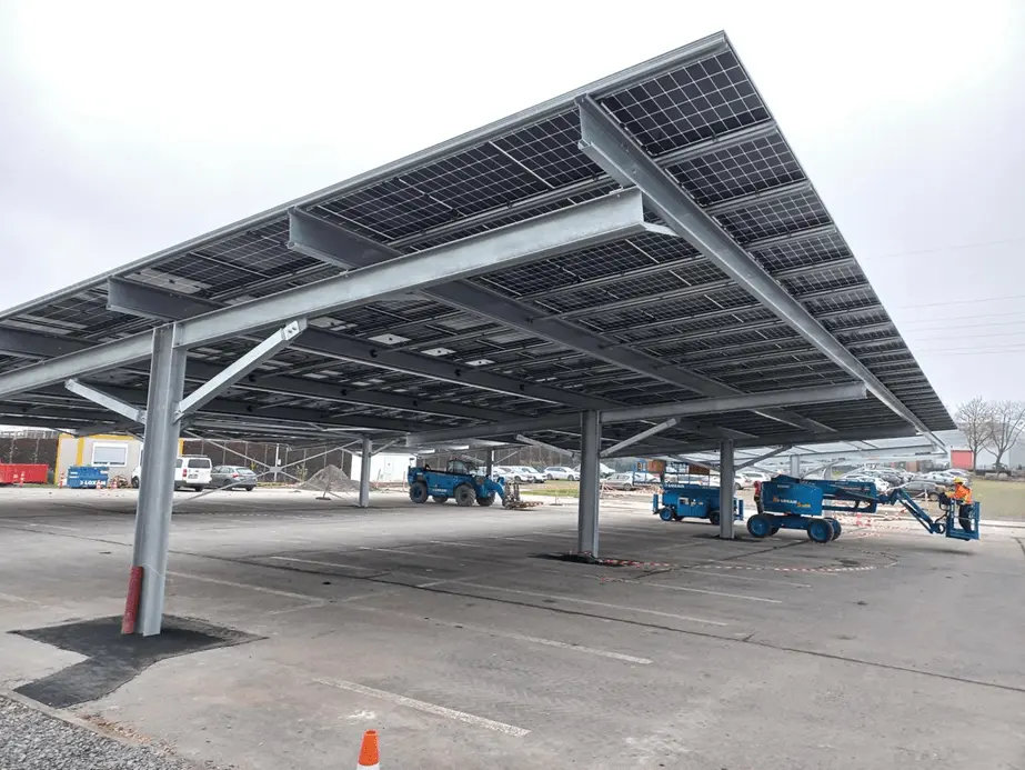 Greenbuddies realizovali carport