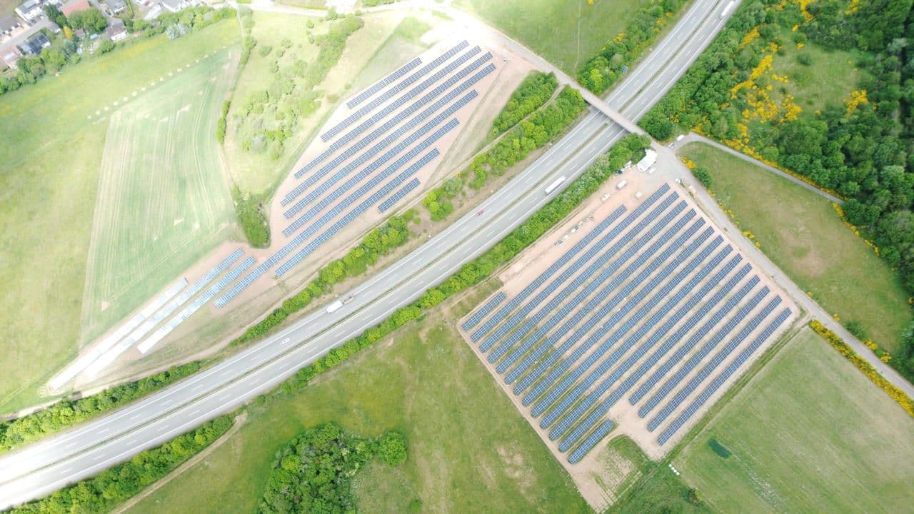 Greenbuddies Solarpark Schwarzenbach Germany 3,7 MWp – moderne Freiflächen-Photovoltaik und EPC Umsetzung