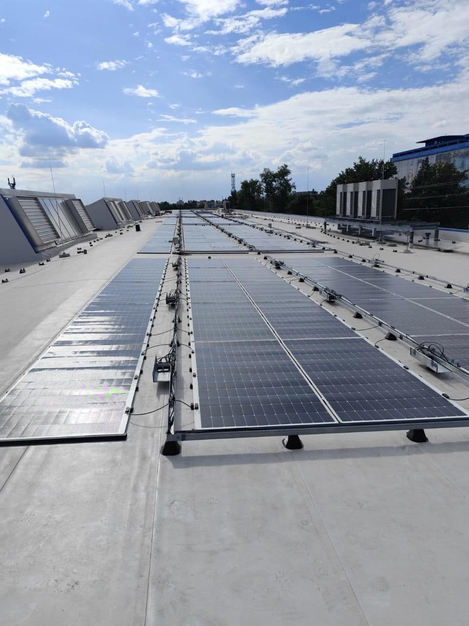 Odlehčené panely od Greenbuddies pro Foxconn na klíč