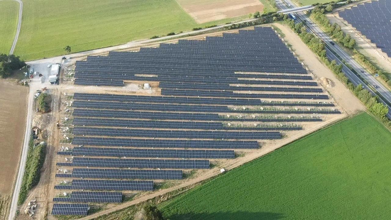 Greenbuddies postavili pozemní solární park WIldestenin o výkonu 24,5 MWp